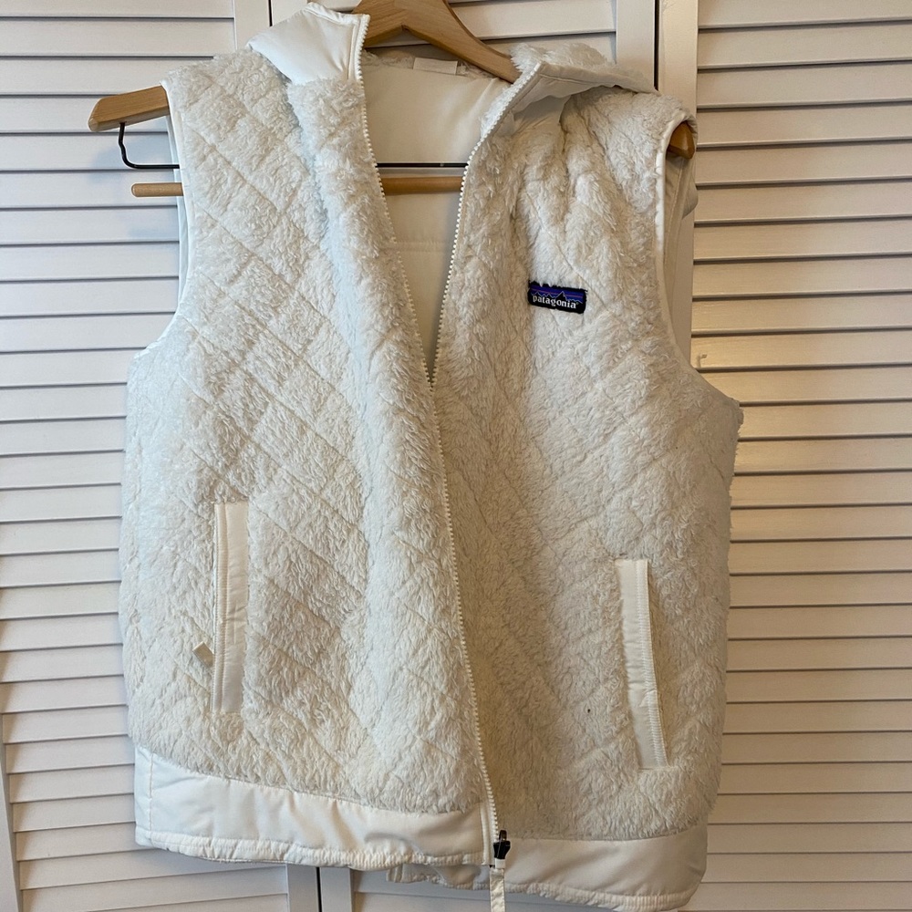 Patagonia White Reversible Vest